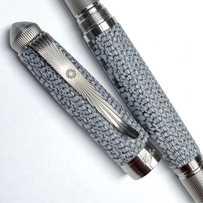 Cracked Ice — White Fiberglass & Carbon Fiber Pen