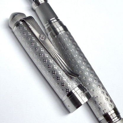Traditional Guilloché — Engraved Stainless Steel Fountain Pen