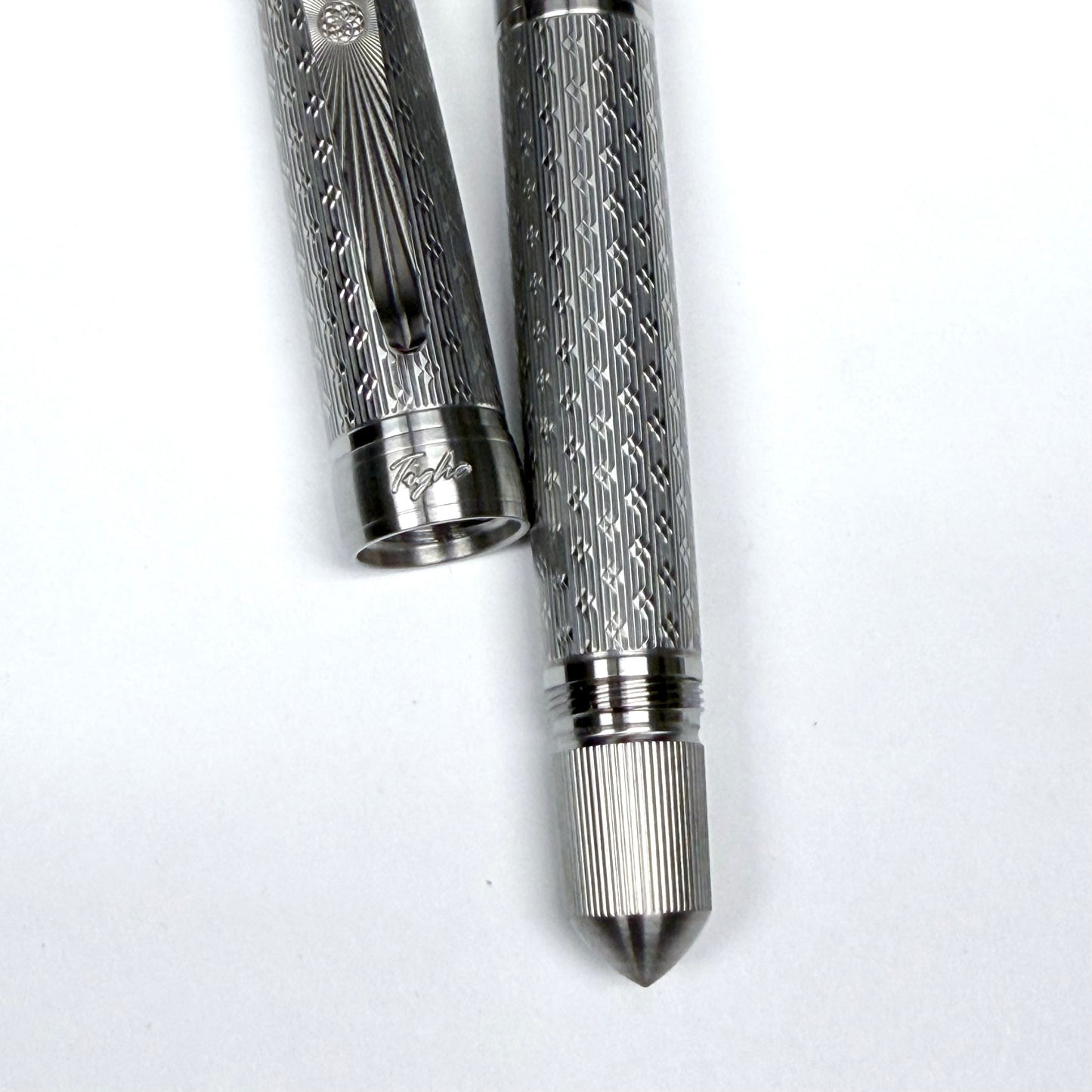 Traditional Guilloché — Engraved Stainless Steel Fountain Pen