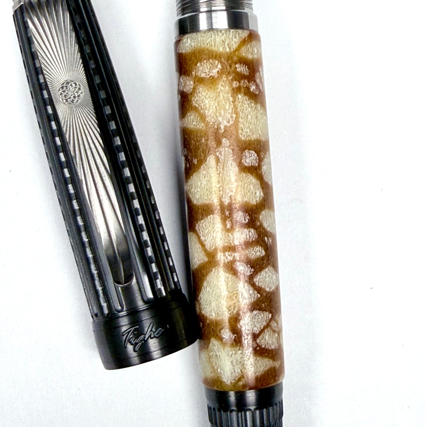White Tiger Coral & Black Zirconium Fountain Pen