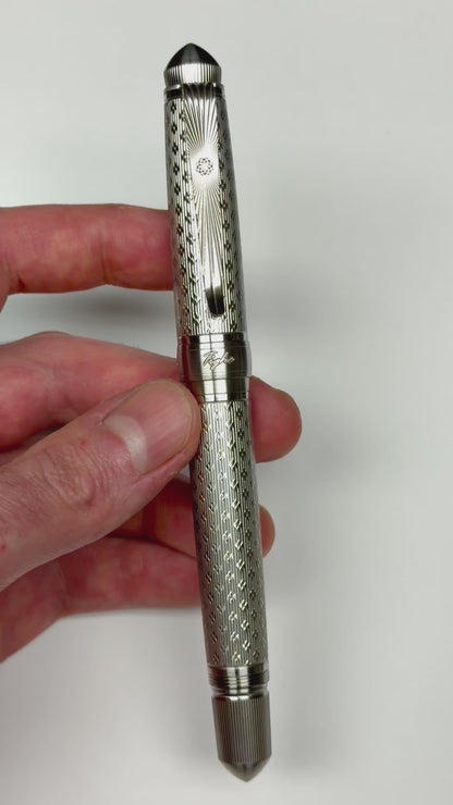 Traditional Guilloché — Engraved Stainless Steel Fountain Pen